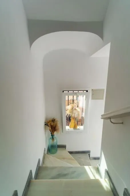 Apartamento De 2 Dormitorios Con 40Mt De Terraza Y A 250Mt De La Playa Del Zapillo Almeria