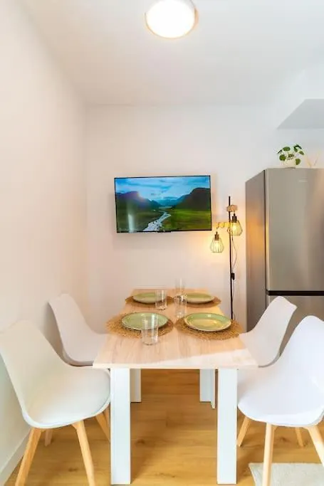 Apartment Apartamento De 2 Dormitorios Con 40Mt De Terraza Y A 250Mt De La Playa Del Zapillo Almeria Spain