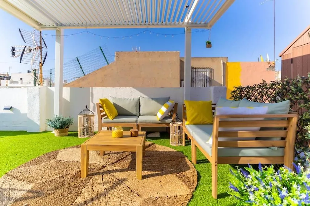 Daire Apartamento De 2 Dormitorios Con 40Mt De Terraza Y A 250Mt De La Playa Del Zapillo Almería