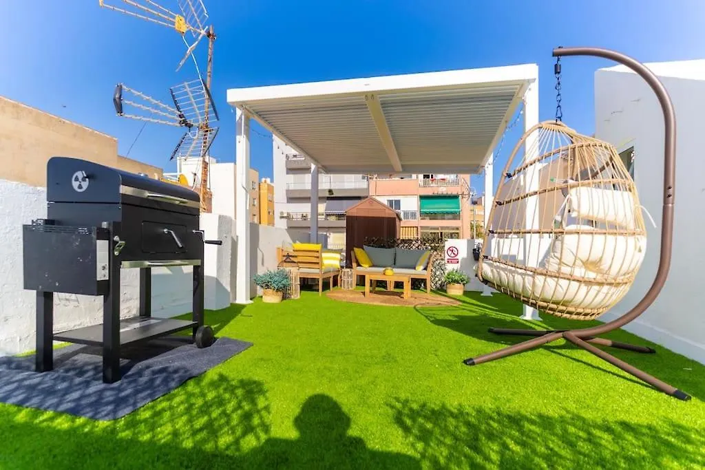 Apartamento De 2 Dormitorios Con 40Mt De Terraza Y A 250Mt De La Playa Del Zapillo Almería Daire