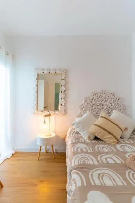 Apartamento De 2 Dormitorios Con 40Mt De Terraza Y A 250Mt De La Playa Del Zapillo Almeria Spain