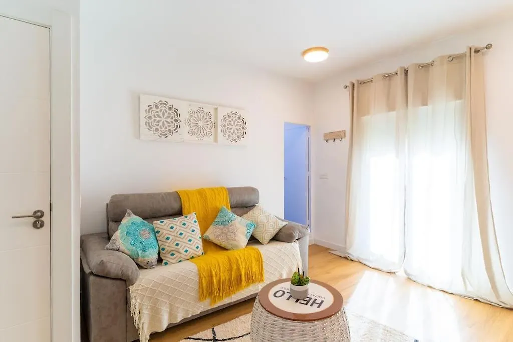 Apartamento De 2 Dormitorios Con 40Mt De Terraza Y A 250Mt De La Playa Del Zapillo Almería 0*,