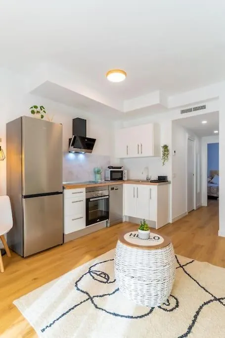 Apartamento De 2 Dormitorios Con 40Mt De Terraza Y A 250Mt De La Playa Del Zapillo Almeria